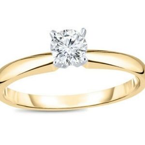 14k gold Diamond Solitaire Ring